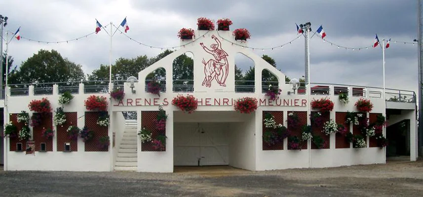Arènes Henri Meunier de Tilh