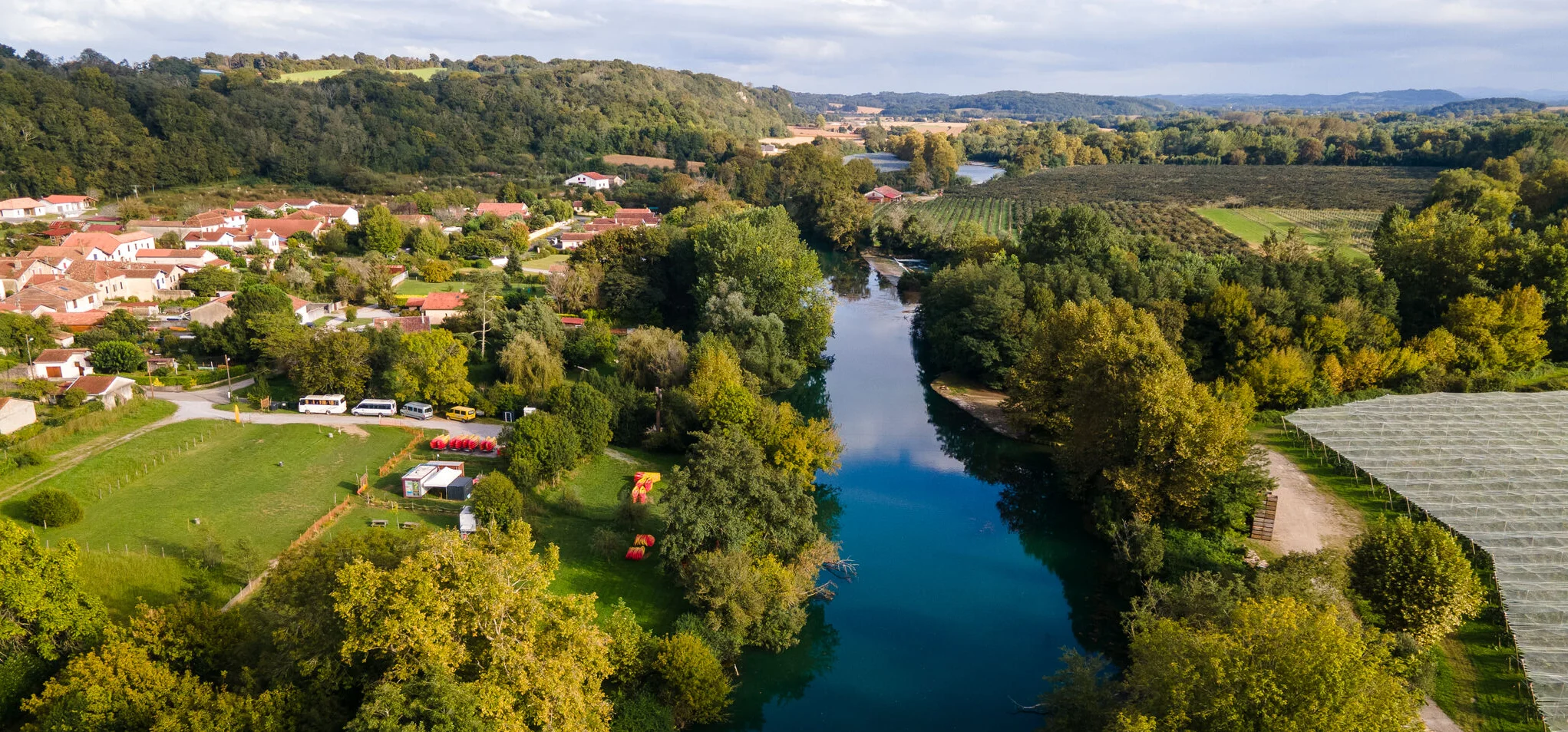 Vue aérienne champs kiwis par Landes Attractivité